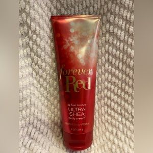 Forever red, Bath and Body Works body cream